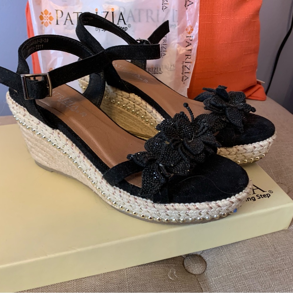 Spring Step wedge, Size EU 39, US 8 1/2. 
worn only once